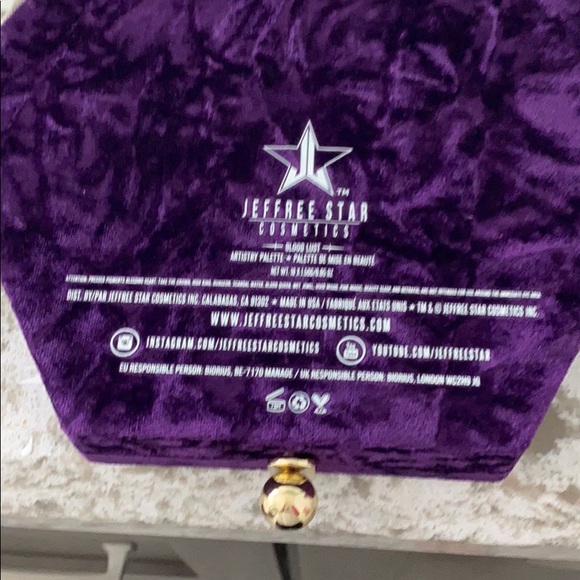 Jeffrey star blood list eyeshadow palette - Picture 7 of 8